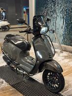 Vespa Sprint Nano grey, Fietsen en Brommers, Scooters | Vespa, Overige modellen, Maximaal 45 km/u, Ophalen of Verzenden, Zo goed als nieuw