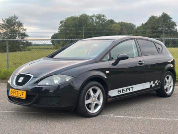 Seat Leon 1.6 LPG G3 2007 Zwart | airco | cruise | nw apk! beschikbaar voor biedingen