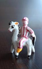keramisch decoratief beeldje van een jockey op een paard, Ophalen of Verzenden