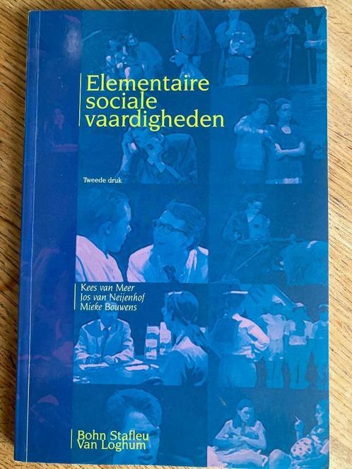 Boek 'Elementaire sociale vaardigheden', Boeken, Studieboeken en Cursussen, Zo goed als nieuw, HBO, Ophalen of Verzenden
