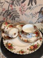Royal Albert servies, 7-delig, Ophalen, Zo goed als nieuw, Porselein, Kop en/of schotel