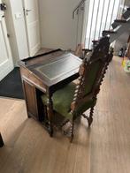 Antiek bureautje met stoel, Ophalen