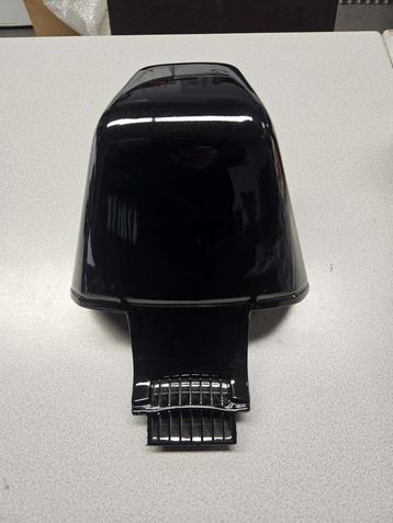 Zadel scharnier kap Aprilia Sr-Rally Metal. Zwart NIEUW NOS beschikbaar voor biedingen