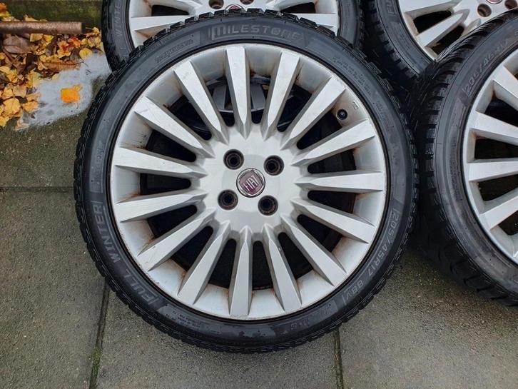 Fiat Winterbanden met Velgen 17 inch, Auto-onderdelen, Banden en Velgen, Banden en Velgen, Winterbanden, 17 inch, 205 mm, Personenwagen