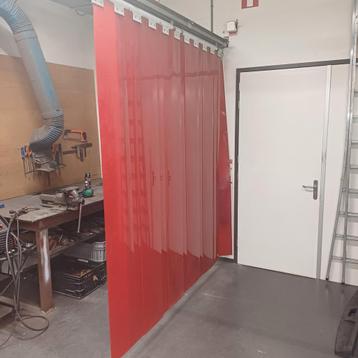 Te koop lasgordijn beschikbaar voor biedingen