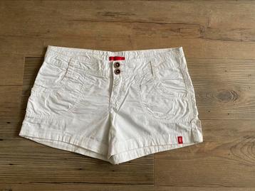NIEUW! Mooie witte korte ESPRIT EDC broek maat 34-36 beschikbaar voor biedingen