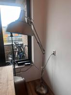 Vloerlamp gratis af te halen, Huis en Inrichting, Lampen | Vloerlampen, Ophalen, Gebruikt, 150 tot 200 cm