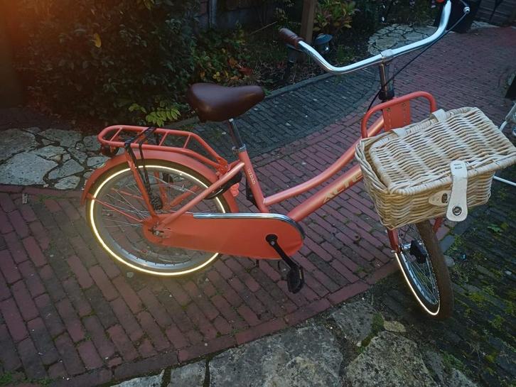 Oranje Altec Urban meisjesfiets, Fietsen en Brommers, Fietsen | Dames | Damesfietsen, Gebruikt, Overige merken, Versnellingen