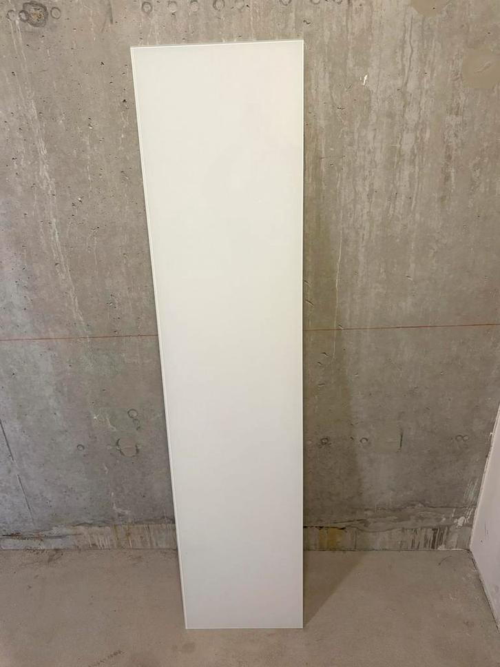 BESTÅ Bovenblad, glas wit hoogglans, 180x40 cm, Huis en Inrichting, Woonaccessoires | Wandplanken en Boekenplanken, Zo goed als nieuw