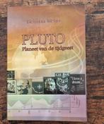 Pluto planeet van de tijdgeest Bettina Reijn in nieuwstaat, Ophalen of Verzenden, Zo goed als nieuw, Astrologie