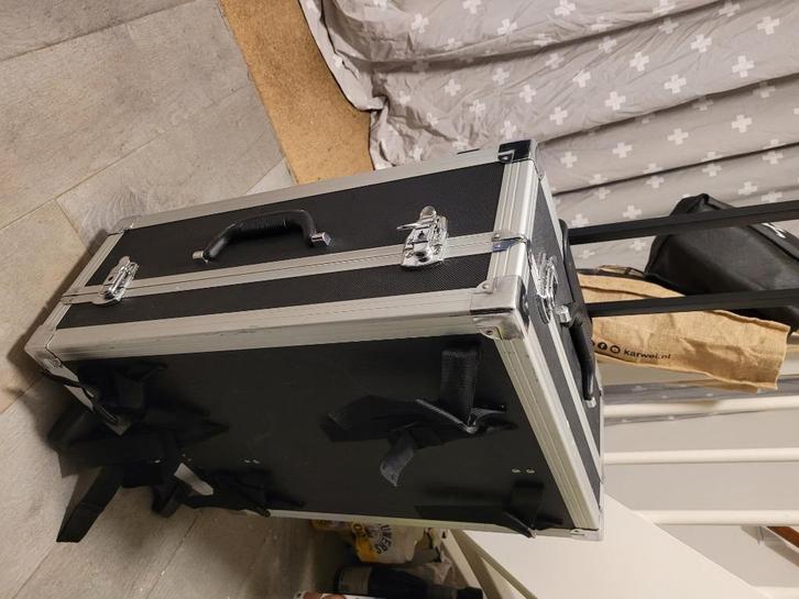 4 flitsers inclusief koffer en triggersysteem Pocketwizard, Audio, Tv en Foto, Fotografie | Flitsers, Gebruikt, Overige merken