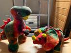 Twee kleurrijke knuffel dinosaurussen, Kinderen en Baby's, Ophalen, Zo goed als nieuw, Overige typen