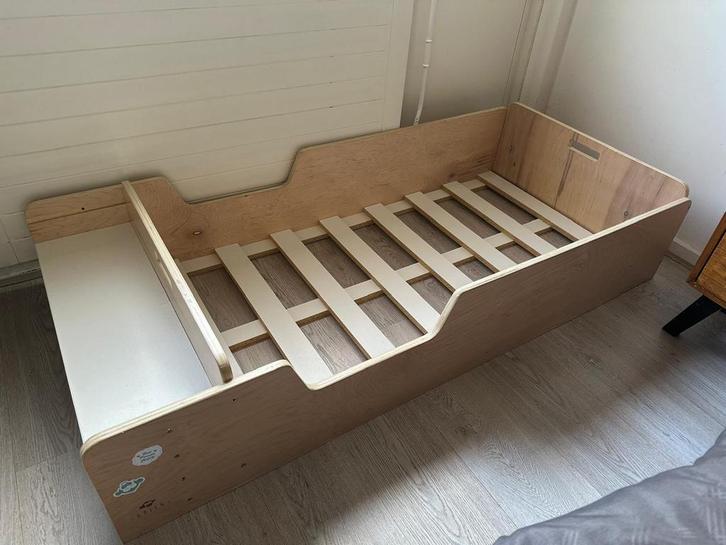 Montessori Vloerbed Peuter, Kinderen en Baby's, Kinderkamer | Bedden, Zo goed als nieuw, 140 tot 160 cm, 70 tot 85 cm, Lattenbodem