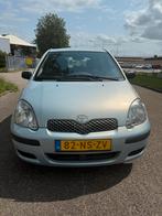 Toyota Yaris 1.3 NAP 16V Vvti 5DR Terra 2004 Blauw, Auto's, Voorwielaandrijving, 880 kg, 4 cilinders, Origineel Nederlands