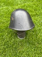 Nederlandsche helm WW2 LBD, Verzamelen, Militaria | Tweede Wereldoorlog, Ophalen of Verzenden, Landmacht, Nederland, Helm of Baret