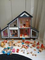 Superleuk groot poppenhuis met veel meubeltjes en poppetjes, Ophalen, Gebruikt, Poppenhuis