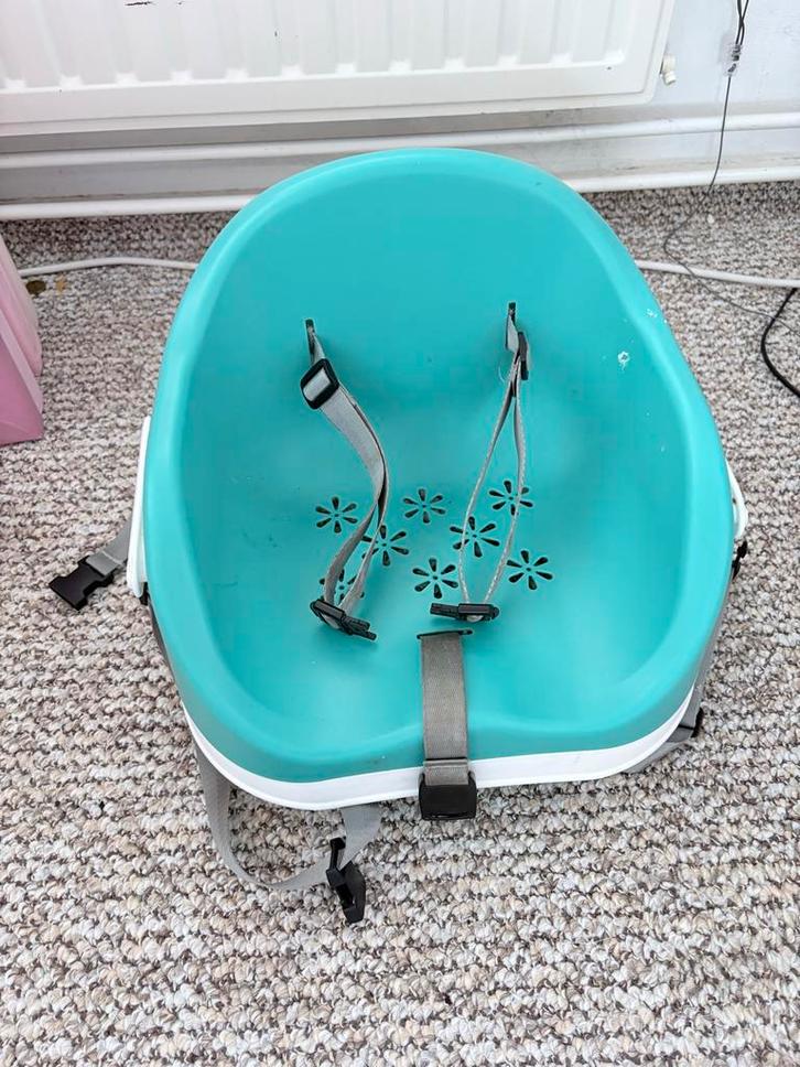 Handige Eetstoel Verhoger - Makkelijk mee te nemen!, Kinderen en Baby's, Kinderstoelen, Gebruikt, Overige typen, Gordel(s), Ophalen