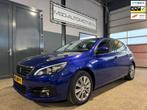 Peugeot 308 1.2 PureTech Allure Panoramadak Navigatie Onderh, Voorwielaandrijving, Parkeersensor, Gebruikt, Euro 6