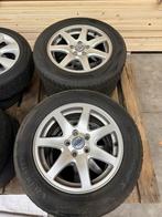 Volvo Winterbanden 255/55 R16, Auto-onderdelen, Banden en Velgen, Ophalen, Gebruikt, 255 mm, 16 inch