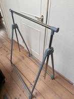 Kledingrek. Inklapbaar en in hoogte verstelbaar., Ophalen, Met wielen, Gebruikt