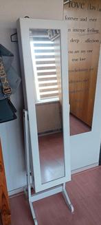 Mooie sieraden kast met spiegel sieradenkast izgs, Ophalen, Zo goed als nieuw, Rechthoekig, Minder dan 50 cm