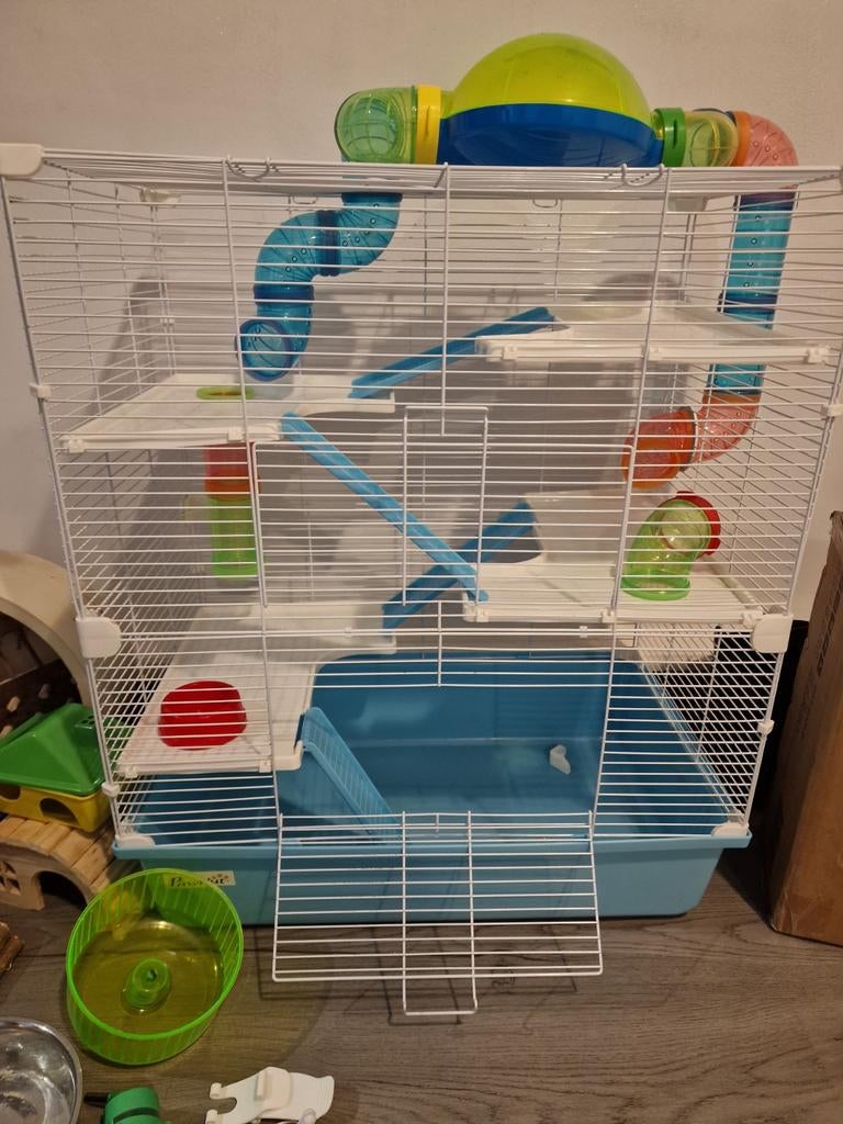 Hamsterkooi zgan ,met heel veel toebehoren eten enz, Dieren en Toebehoren, Ophalen of Verzenden, 75 tot 110 cm, Kooi, 60 tot 90 cm