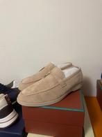 Loro Piana Summer Walk Charms Suede Loafer, Kleding | Heren, Schoenen, Ophalen of Verzenden, Nieuw, Loafers