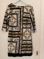 Jurk met print maat 40 / 42 er staat maat 4, Kleding | Dames, Jurken, Ophalen, Zo goed als nieuw, Maat 38/40 (M), Boven de knie