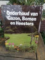Onderhoud van gazon bomen en heesters - boek, Ophalen of Verzenden, Gelezen, Tuinieren en Tuinplanten