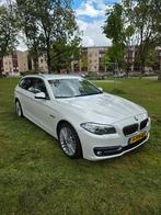 BMW 5-Serie 520i Last Min. Edition✅️184pk✅️Aut8✅️Extra's, Auto's, BMW, 4 cilinders, 2000 kg, Wit, Origineel Nederlands