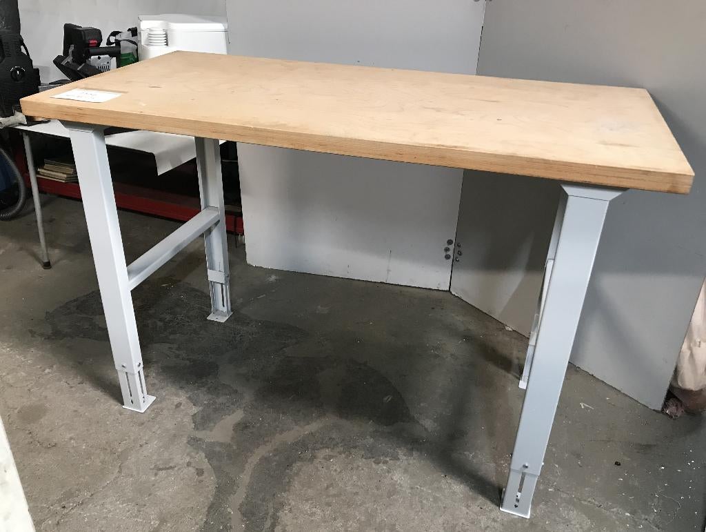 Werkbank, 150x70 /150x75 cm, in hoogte verstelbaar, opbouw, Doe-het-zelf en Verbouw, Werkbanken, Ophalen, Nieuw, 120 tot 170 cm