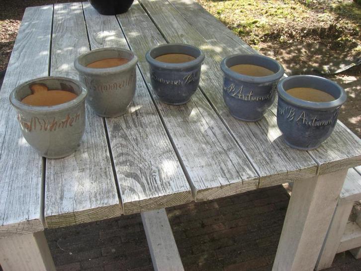 5 aardewerk jaargetijden bloempotten, grijs en lavendel, Tuin en Terras, Bloempotten, Zo goed als nieuw, Aardewerk, Binnen, Balkon
