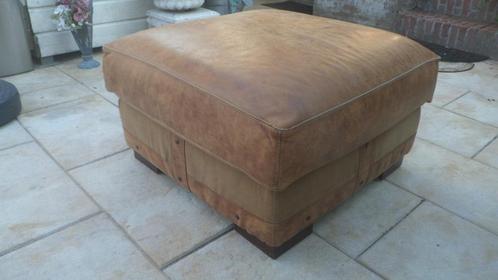 Grote leren poef / hocker 80 x 80 cm. echt leder leer, Huis en Inrichting, Banken | Voetenbanken en Poefen, Gebruikt, 75 tot 100 cm