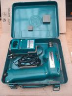 Makita accu boormachine en oplader type 6092D, Doe-het-zelf en Verbouw, Gereedschap | Boormachines, Ophalen of Verzenden, Gebruikt