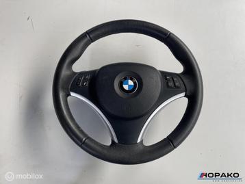 Sportstuur BMW 1 / 3 serie E90 E91 E92 E93 E81 E82 E87 E88 beschikbaar voor biedingen