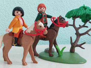 Playmobil 5936 paardrijden ruiters te paard beschikbaar voor biedingen