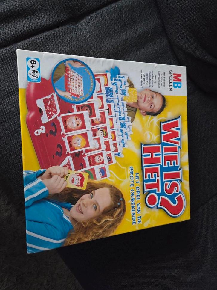Wie is het? Bordspel - Klassieker!, Hobby en Vrije tijd, Gezelschapsspellen | Overige, Gebruikt, Een of twee spelers, Ophalen