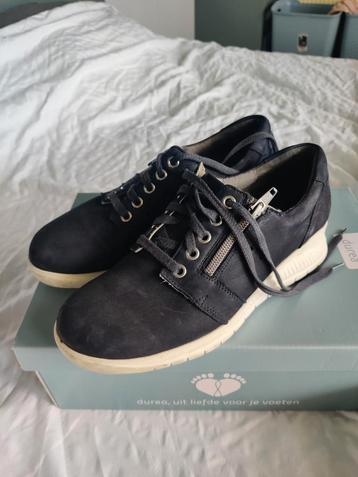 Durea Sneakers - Maat 37 - Donkerblauw Leer beschikbaar voor biedingen