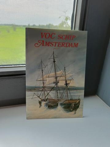 VOC schip Amsterdam 9789023006923 beschikbaar voor biedingen