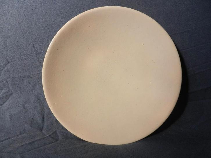 Gerrit de Blanken aardewerk creme geglazuurde schaal d. 22,2, Antiek en Kunst, Antiek | Keramiek en Aardewerk, Ophalen of Verzenden