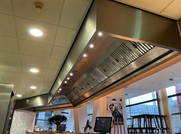 Halton - Afzuigkap, Witgoed en Apparatuur, Afzuigkappen, Gebruikt, Overige typen, 200 tot 400 m³ per uur, Ophalen