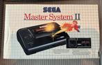 Sega Master System II - Compleet in Doos!, Spelcomputers en Games, Spelcomputers | Sega, Master System, Ophalen of Verzenden, Met 1 controller