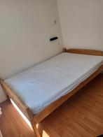 Grenenbed met matras, Ophalen, Gebruikt, Overige kleuren, 140 cm