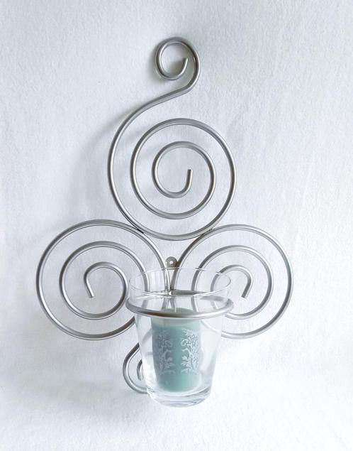 Metalen wanddecoratie met glazen kaarsenhouder 52x39x19 cm, Huis en Inrichting, Woonaccessoires | Wanddecoraties, Ophalen of Verzenden