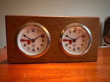 Vintage Alpha Schaakklok - Duits Fabricaat beschikbaar voor biedingen