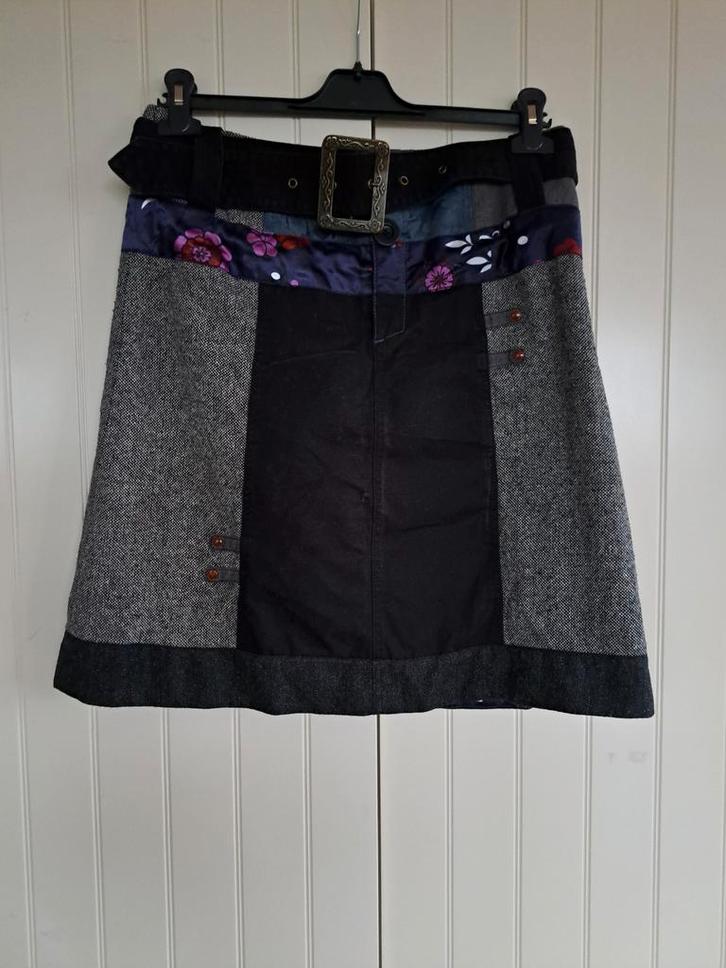 Warme patchwork rok met paarse voering, mt.S, Kleding | Dames, Rokken, Zo goed als nieuw, Maat 36 (S), Grijs, Onder de knie, Verzenden