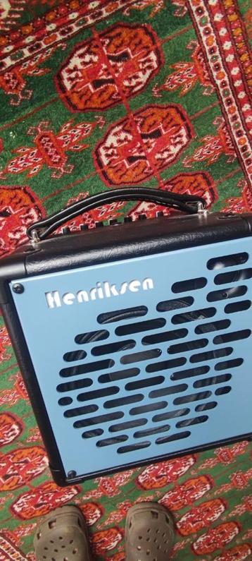 Henriksen Blu 6 w/case - light weight jazz guitar amp! beschikbaar voor biedingen