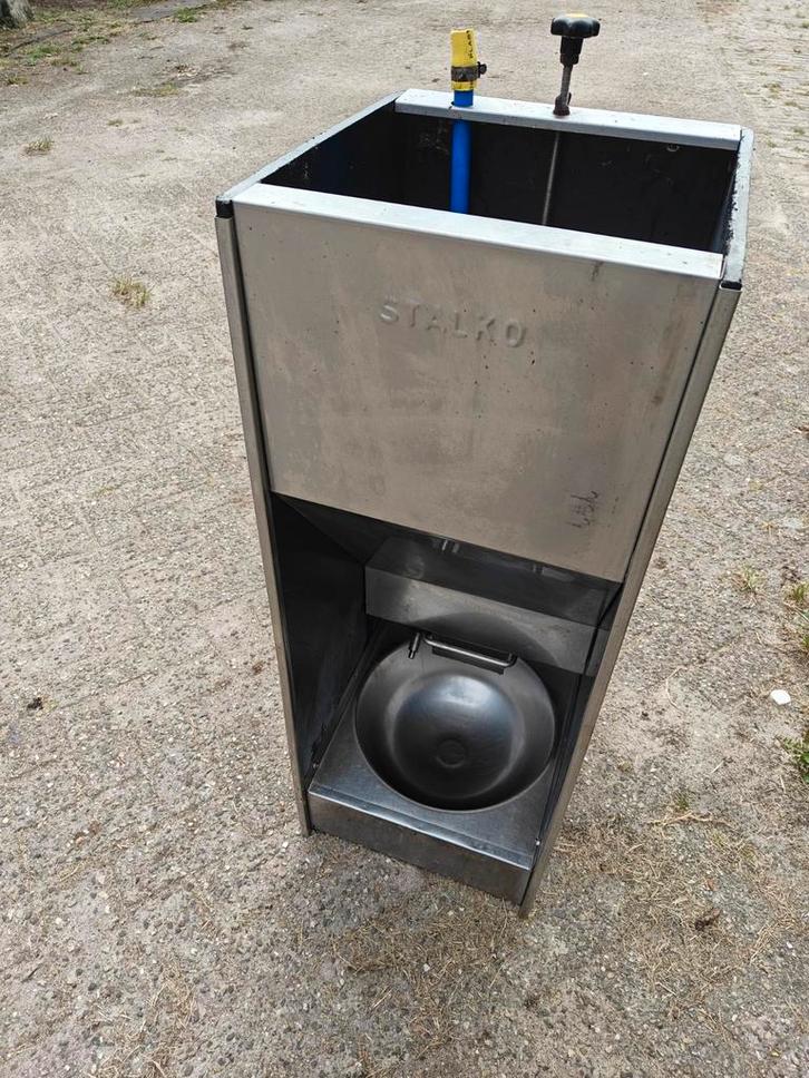 Brijvoederbakken (26 stuks) "Stalko" voor varkens., Dieren en Toebehoren, Stalling en Weidegang