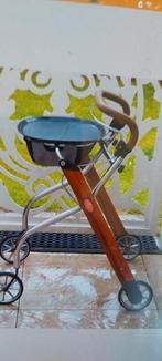 2 een wheels ahead en trust care rollator, Diversen, Rollators, Ophalen of Verzenden, Zo goed als nieuw