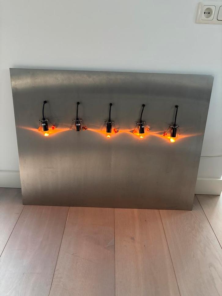 Moderne Wandlamp met Vijf Lampen, Huis en Inrichting, Lampen | Wandlampen, Zo goed als nieuw, Metaal, Ophalen